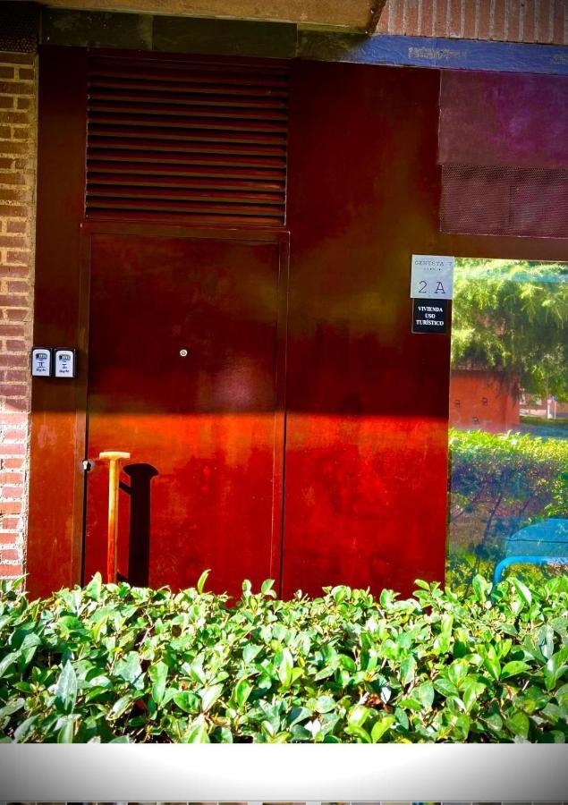 Homeabout Madrid Rio Apartment Exterior photo